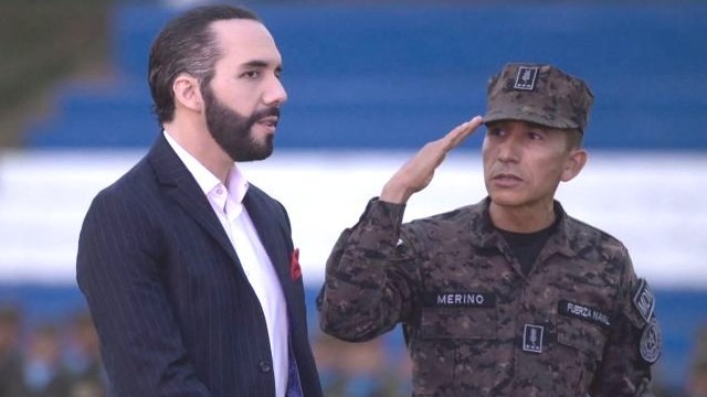 Bukele «ofrece» presos de El Salvador al colombiano Petro tras críticas sobre sus cárceles